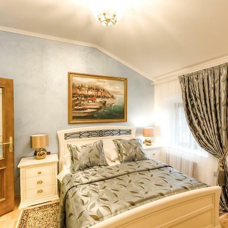 Villa Hasi Πόρετς Εξωτερικό φωτογραφία