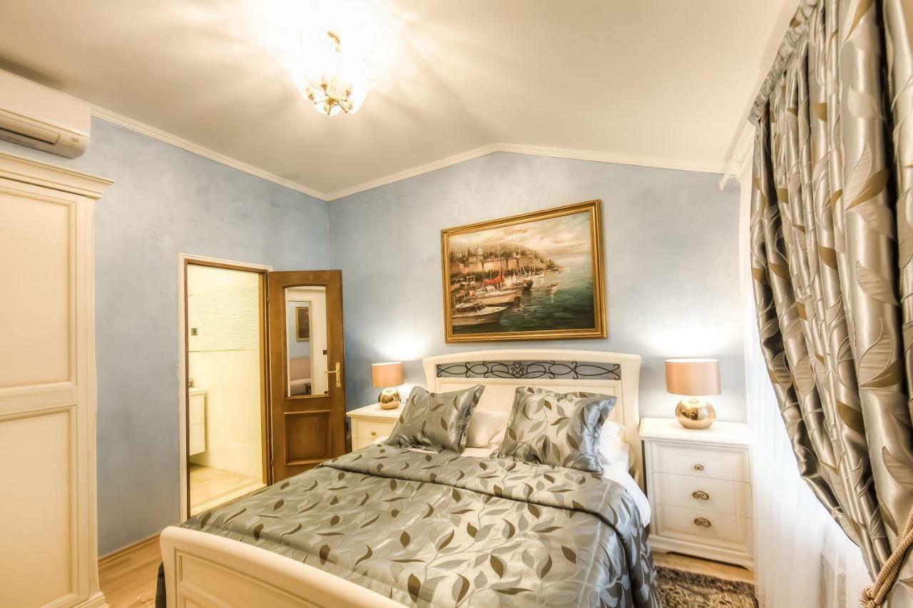 Villa Hasi Πόρετς Εξωτερικό φωτογραφία